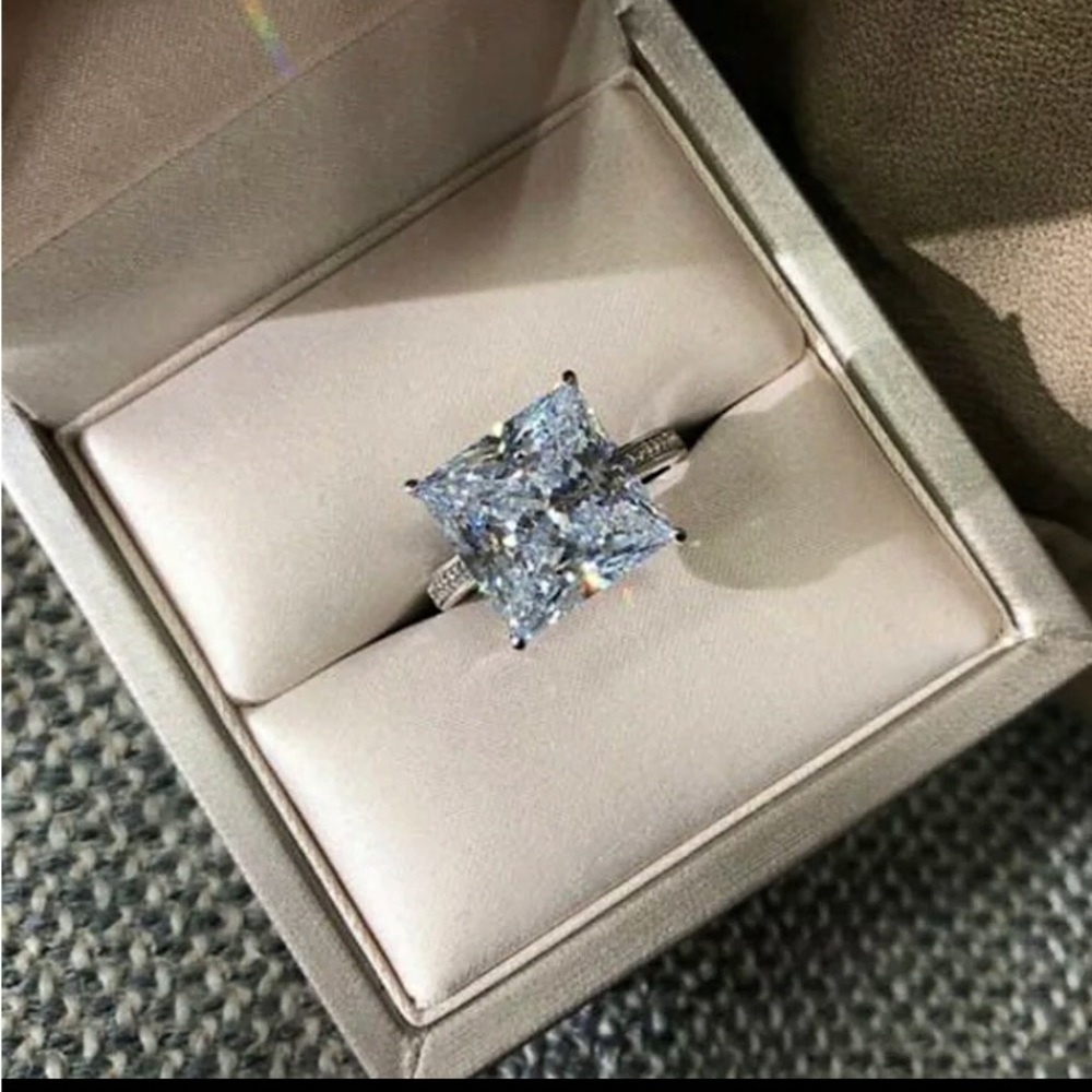 Clearance! DIAMOND 925 SILVER PRINCESS CUT SQUARE ENGAGEMENT RING 8